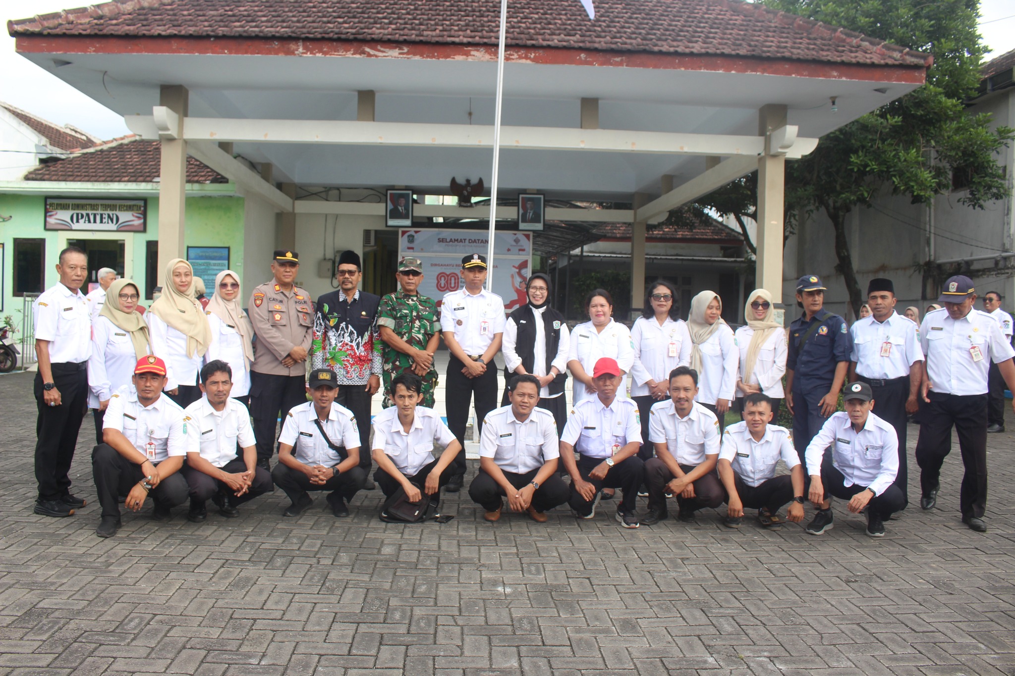 Bupati dan Wakil Bupati Lumajang Laksanakan Program SETOR MADU di Kecamatan Sumbersuko