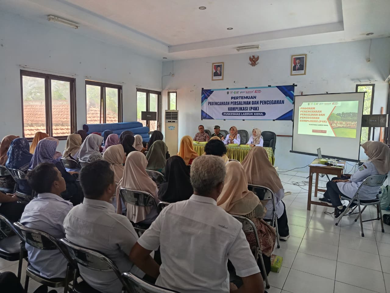 Pertemuan P4K di Kecamatan Sumbersuko Tingkatkan Perencanaan Persalinan Aman